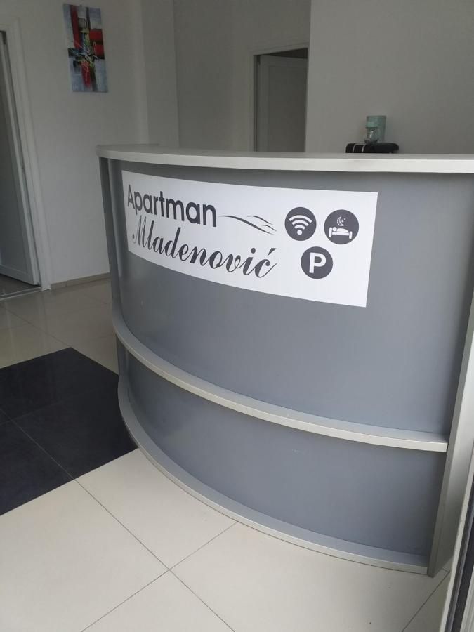 Appartement Apartman Mladenovic à Zaječar Extérieur photo