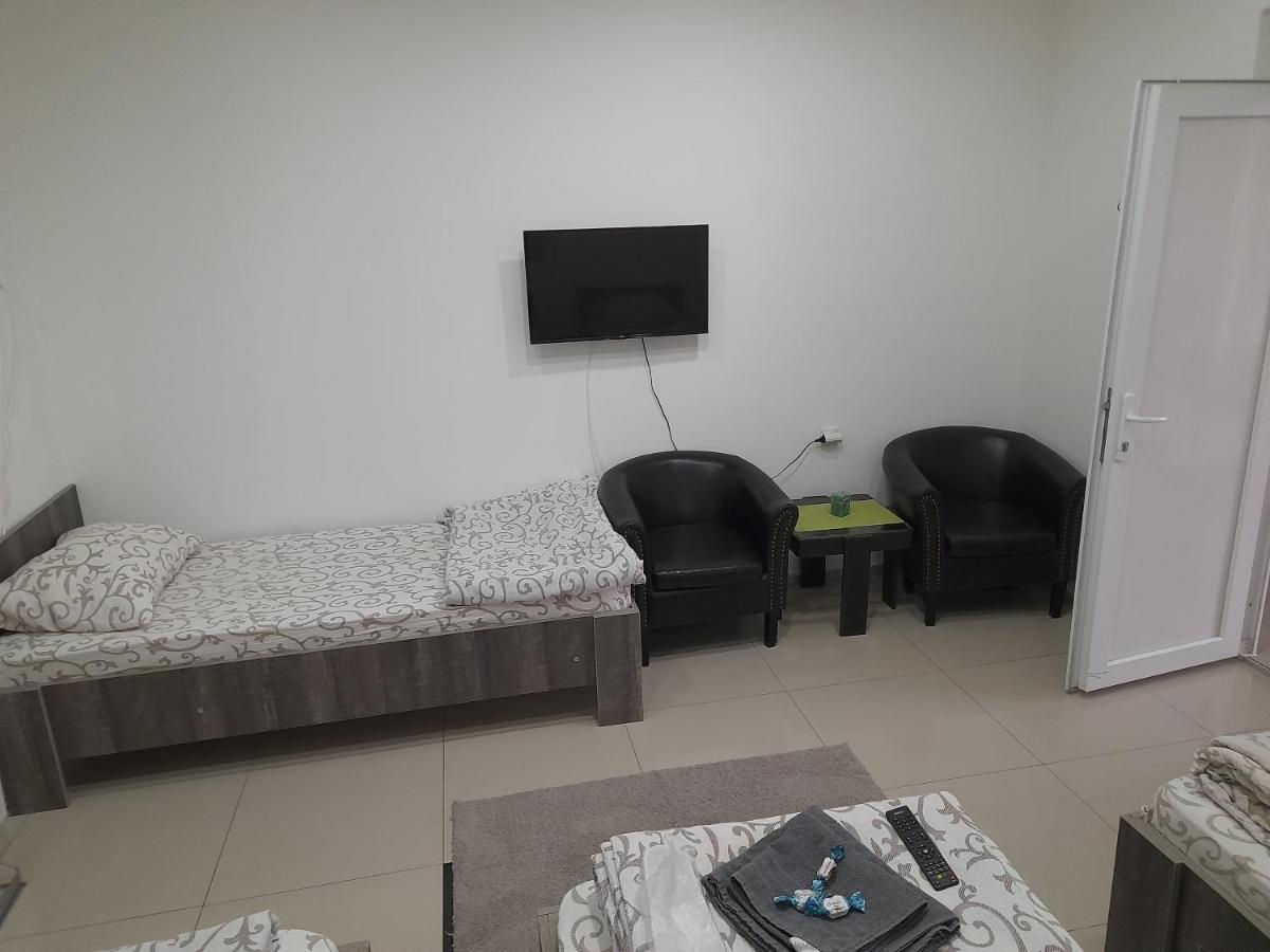 Appartement Apartman Mladenovic à Zaječar Extérieur photo